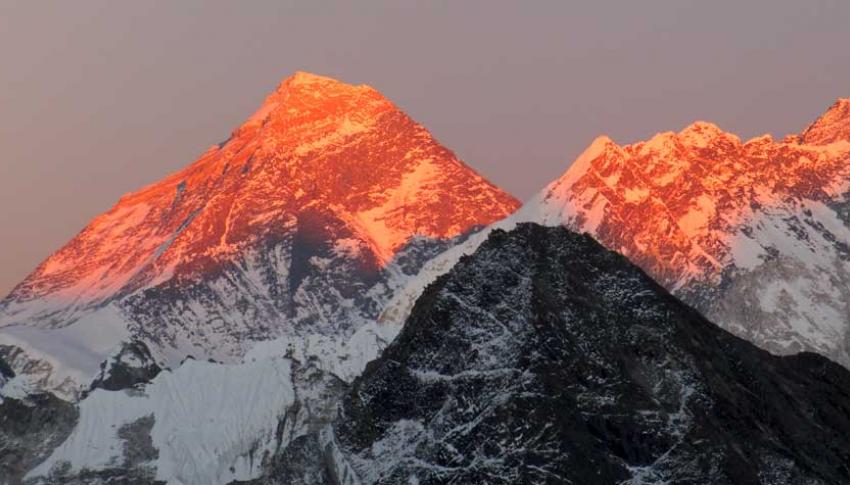 Sunrise view over Mount Everest Sunrise view over Mount Everest